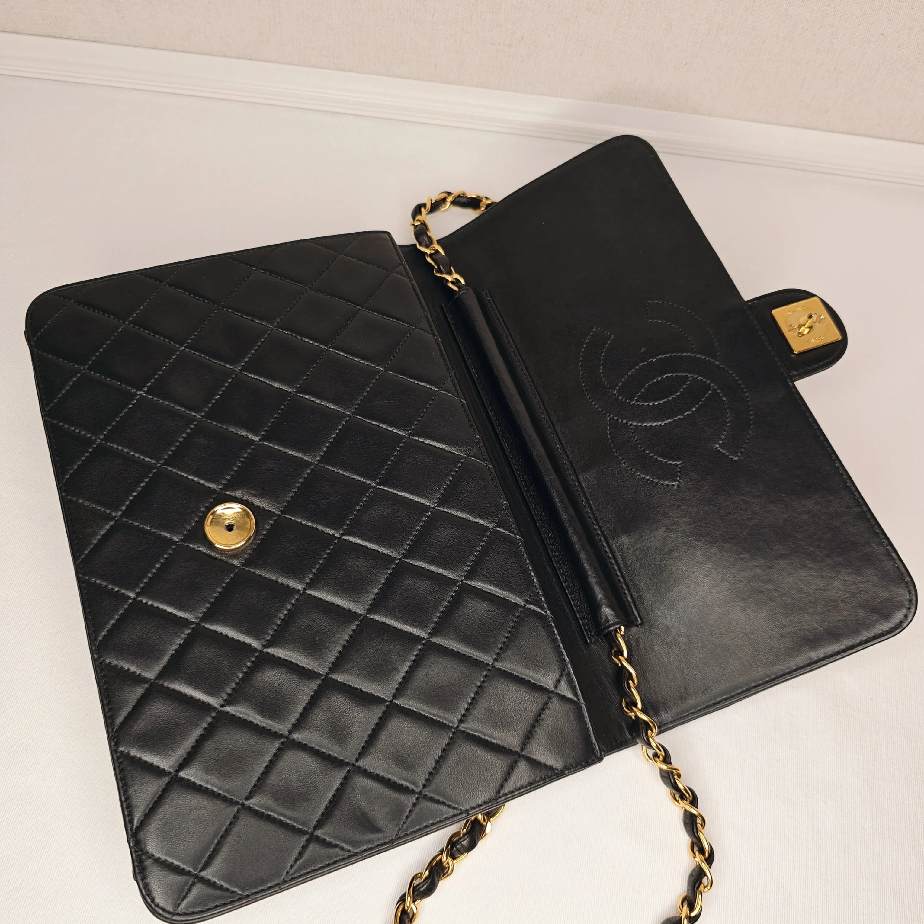 Chanel Lambskin Quilted Medium Single Flap Black Shoulder Bag, 1996-1997