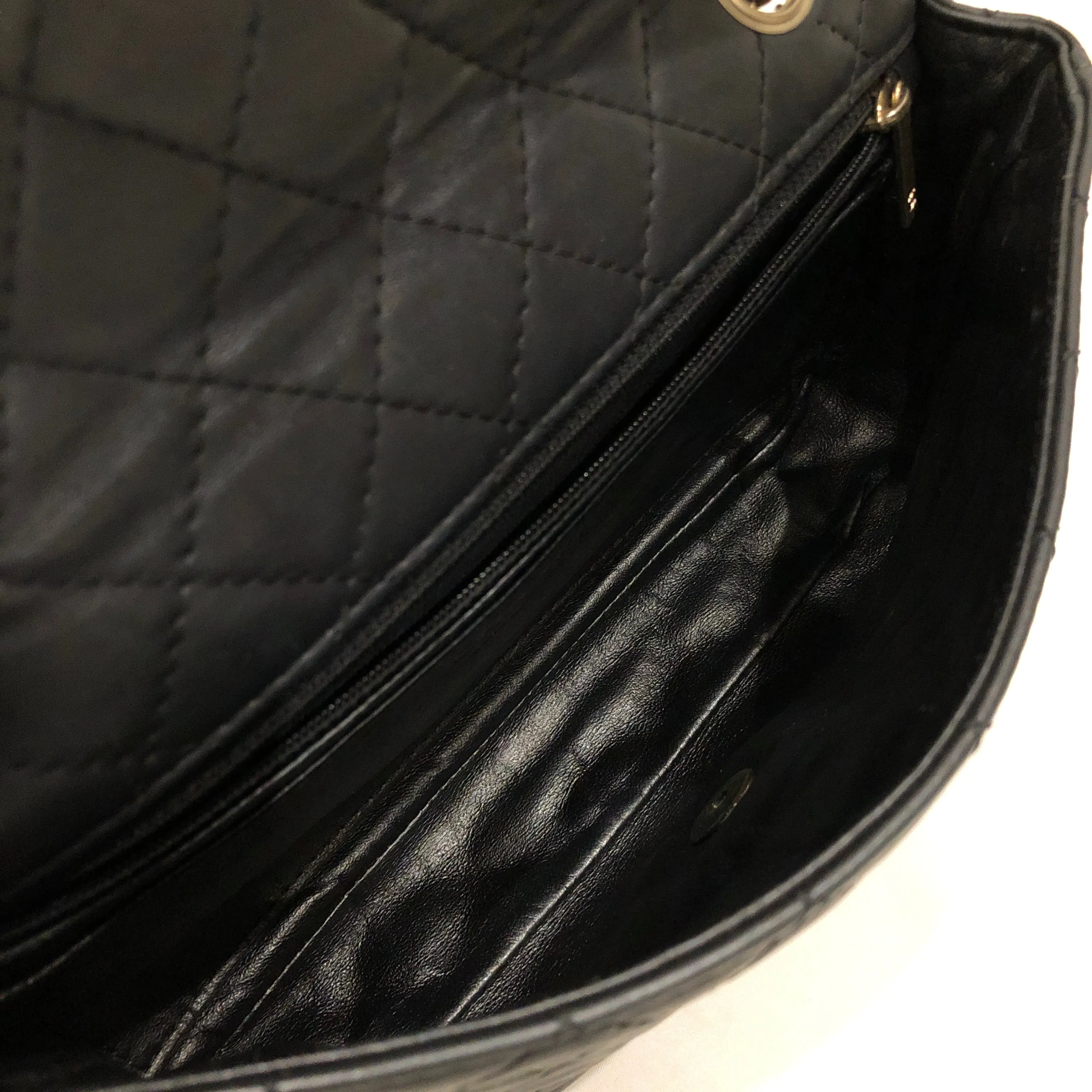 Chanel Quilted Black Leather Gem Logo Closure Classic Flap Shoulder Bag Sku# 83284