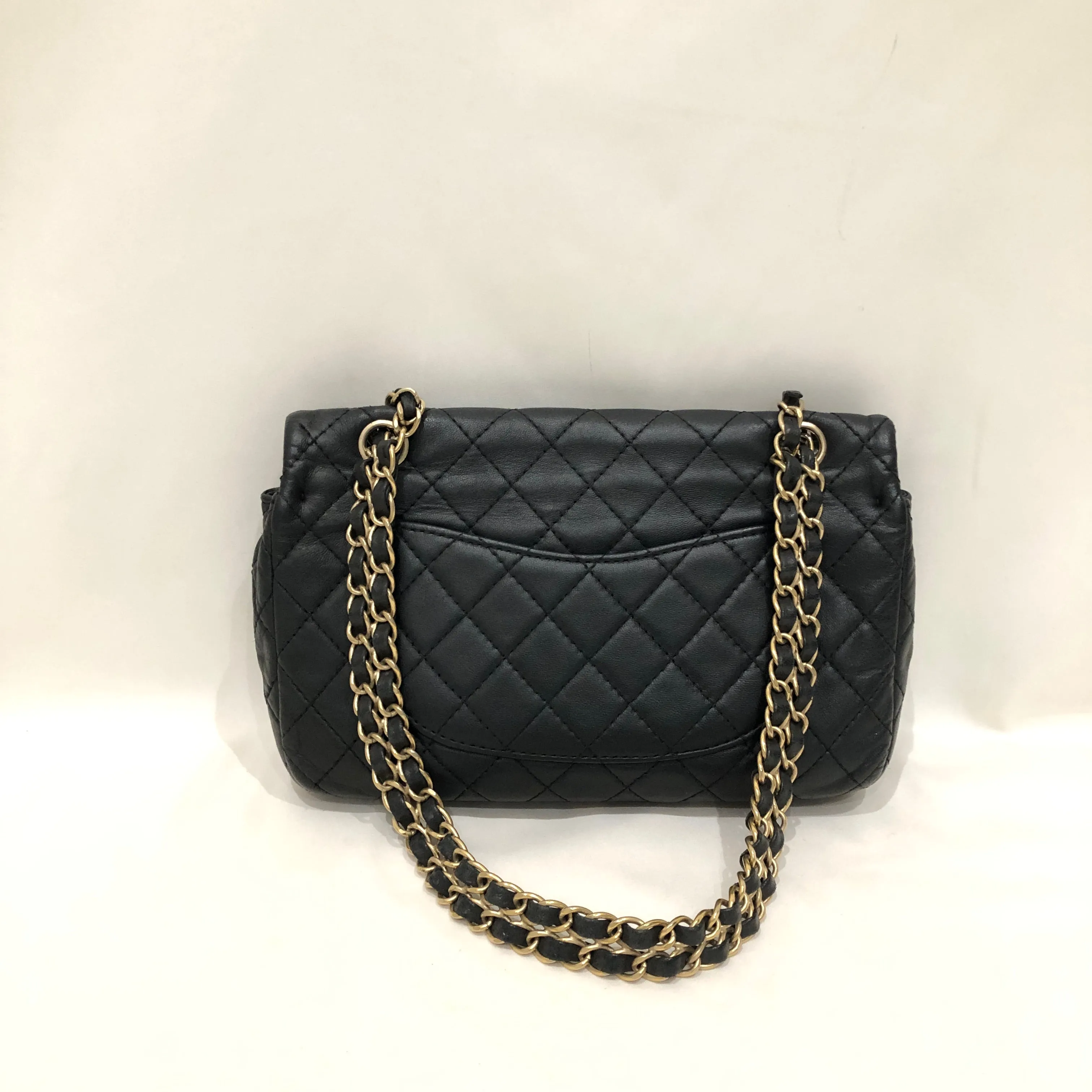 Chanel Quilted Black Leather Gem Logo Closure Classic Flap Shoulder Bag Sku# 83284