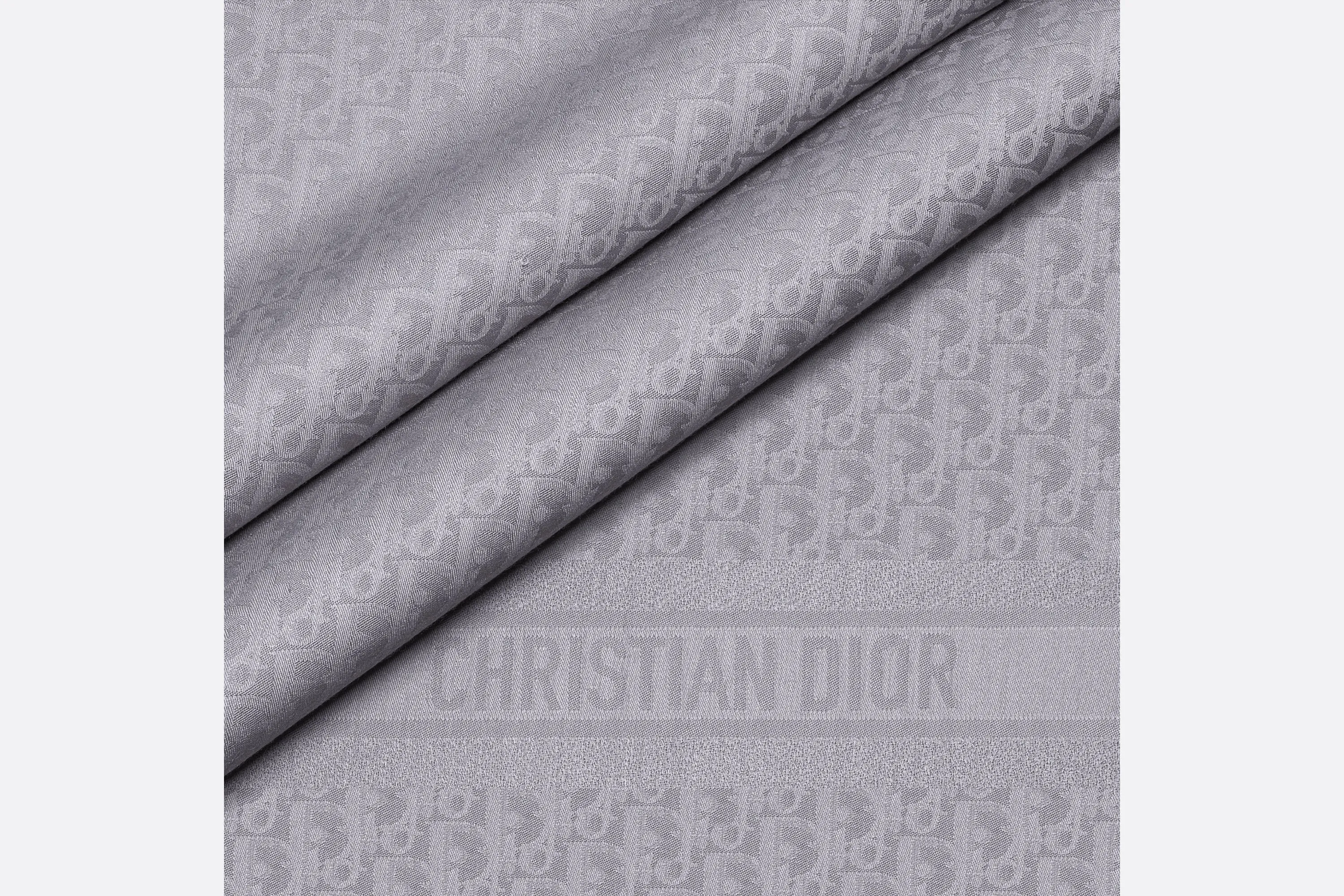 D-Oblique Shawl • Gray Wool, Silk and Cashmere