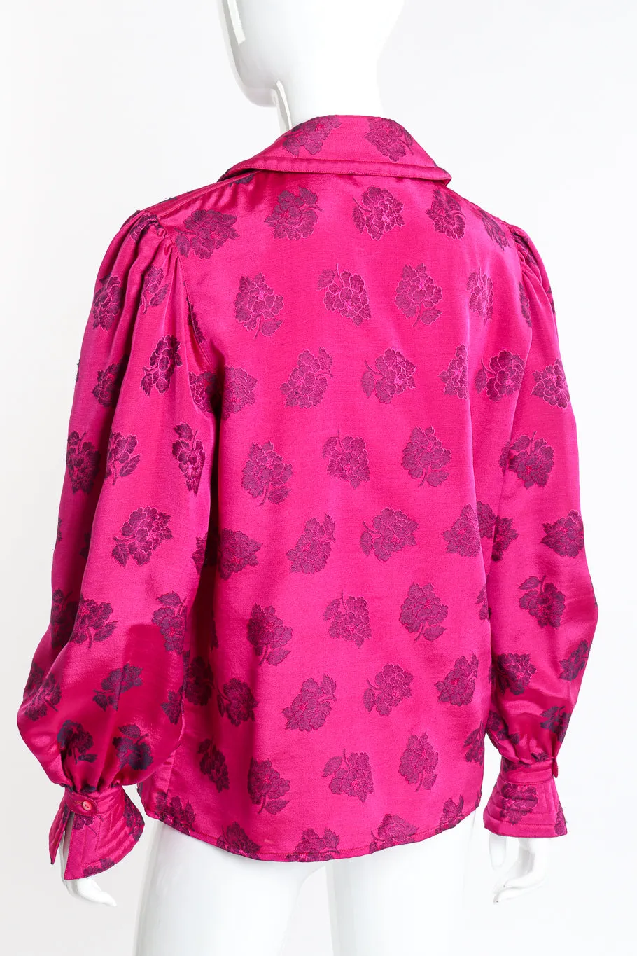 Floral Quilted Dagger Collar Blouse