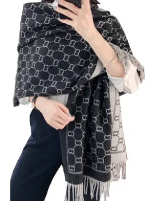 Fox Trot Reversible Wrap, Black/Grey