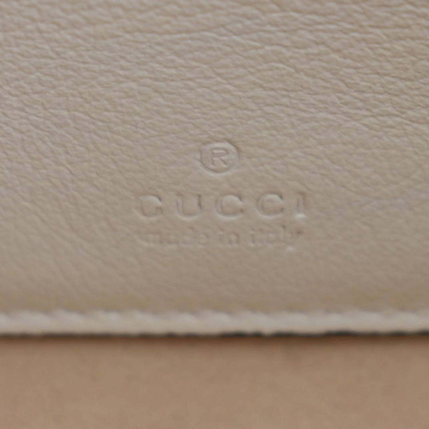 GUCCI Rajah Mini Leather Chain Shoulder Bag White 573797