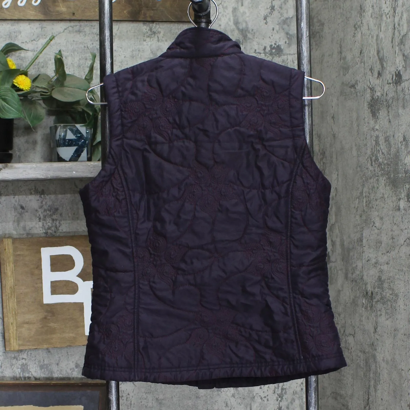 ISIS Womens Fleece Lined Quilted Embroidered Vest 166ffca169fd45 Purple 8