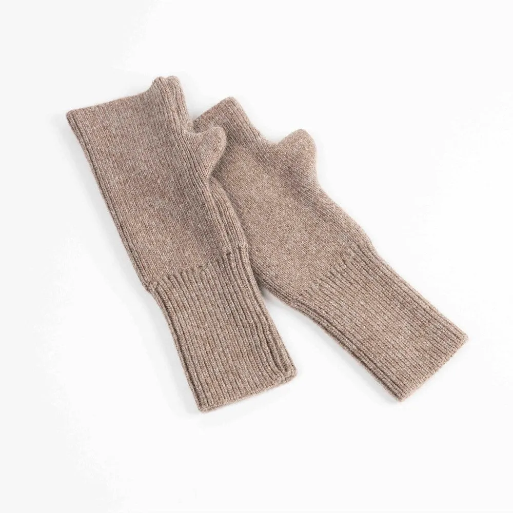 Julia Mittens / Beige