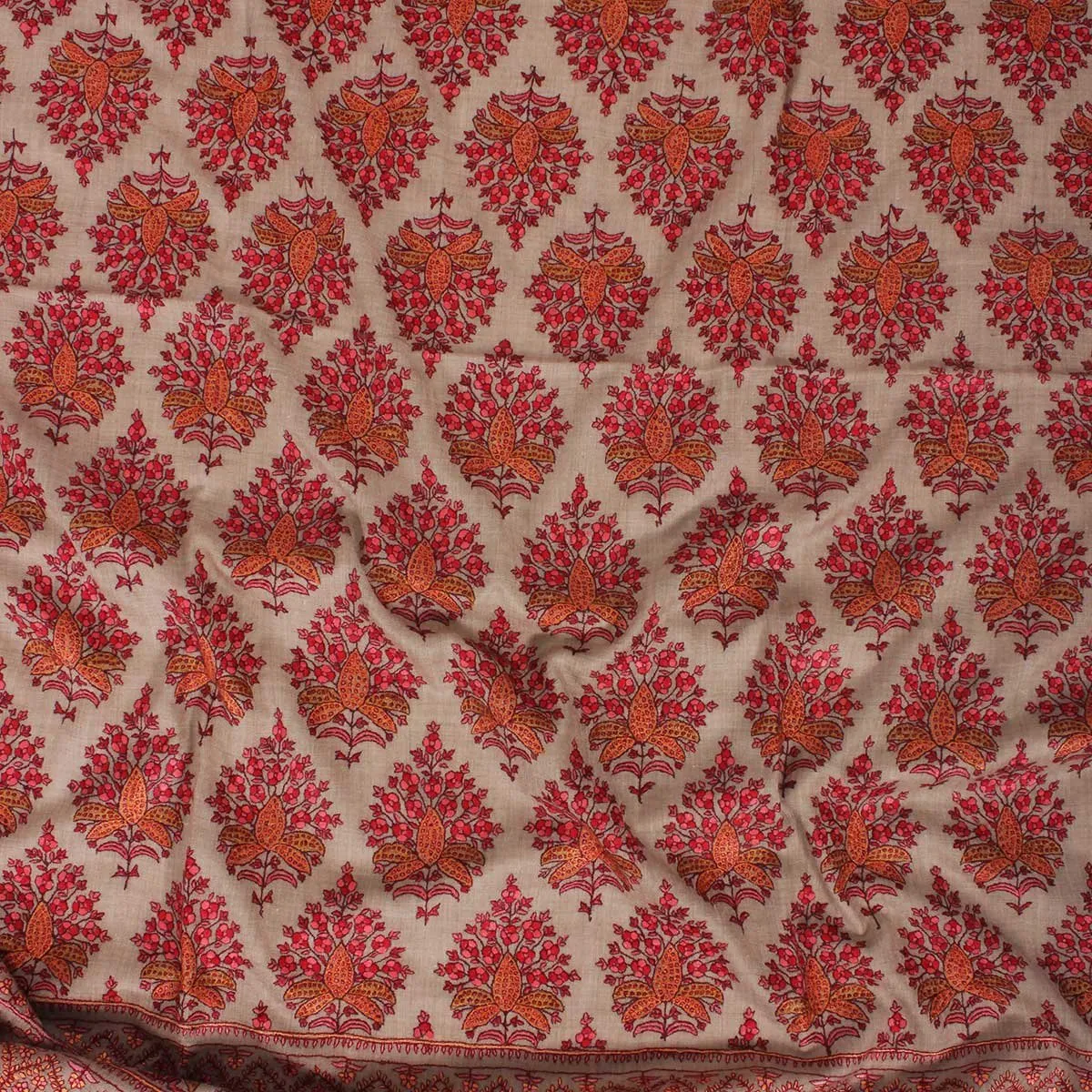 Khudrang base Sangeen design sozni Embroidered Jamawar Pashmina Shawl