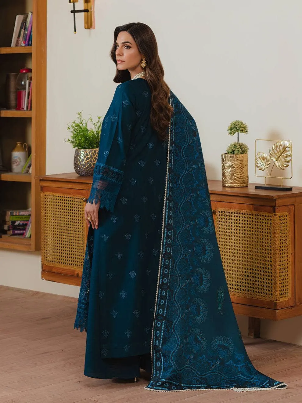Mahnur Khaddar Silk Wool Shawls