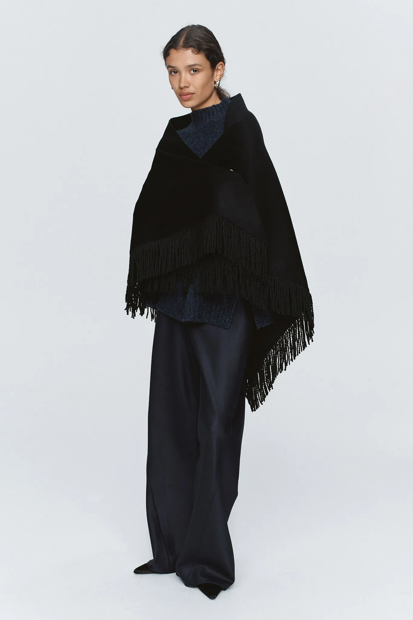 Marle | Cora Shawl - Black