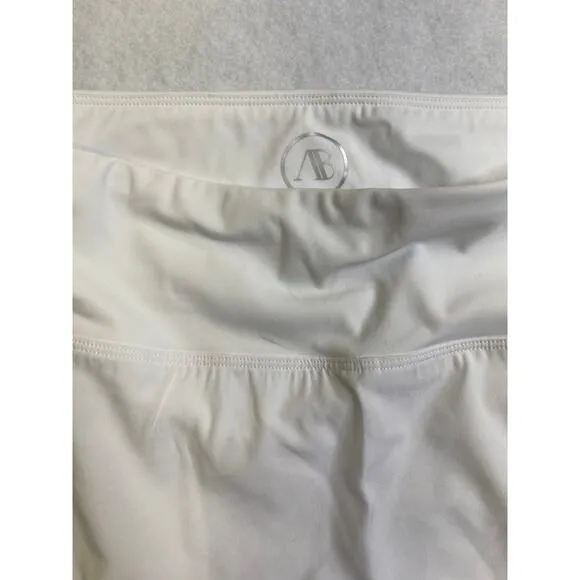 NWT Addison Bay Court Skort in White and Multi Stripes, Sz Medium, 108$‎