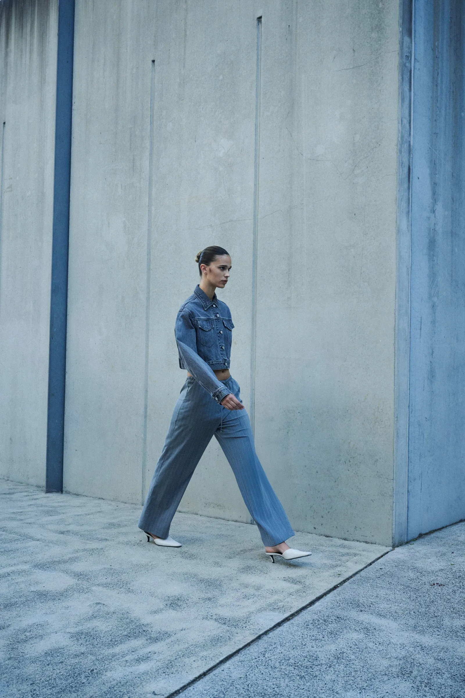 ORGANIC DENIM CROP JACKET