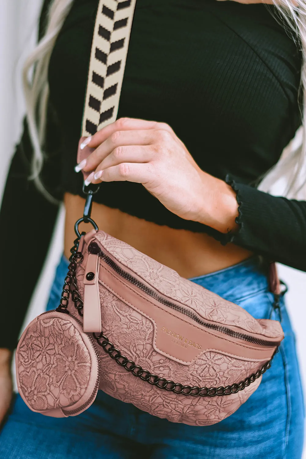 Pink Casual Strap Chain Shoulder Bag RTS