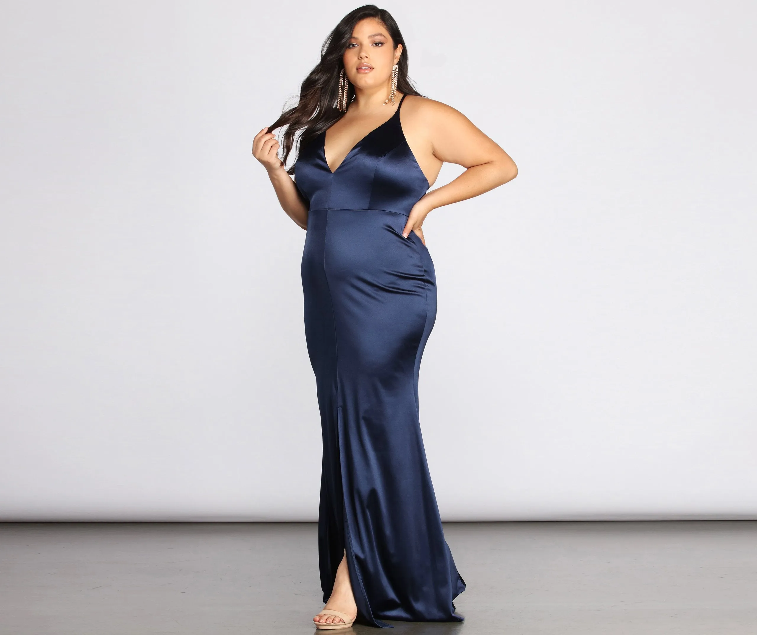 Plus Elin Stylish Satin Evening Dress