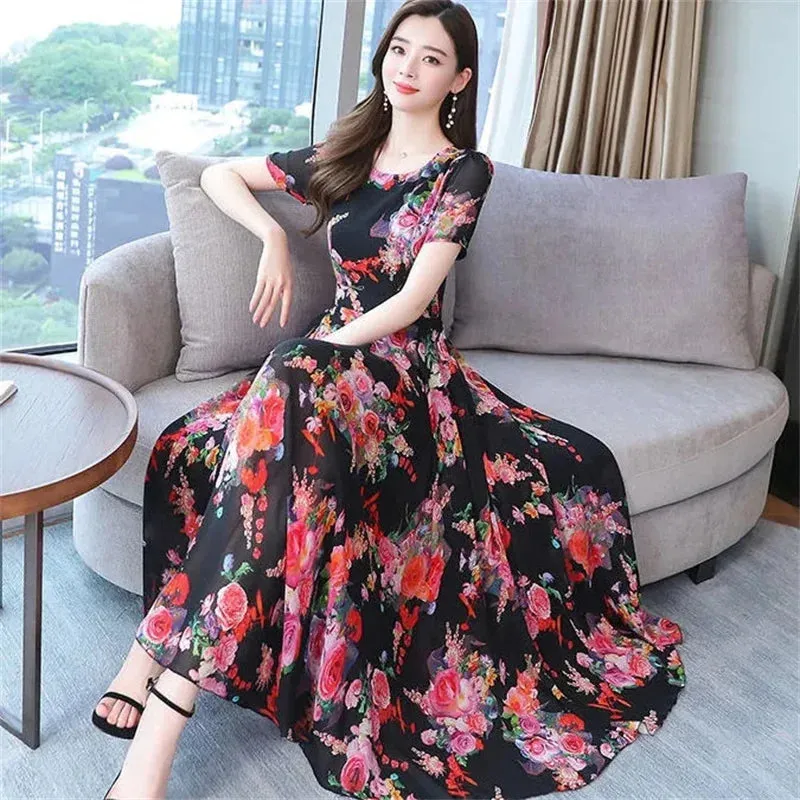 Plus Size Floral Print Dip Hem Dress
