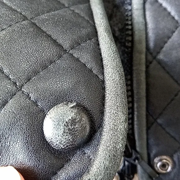 Quilted black real leather vest