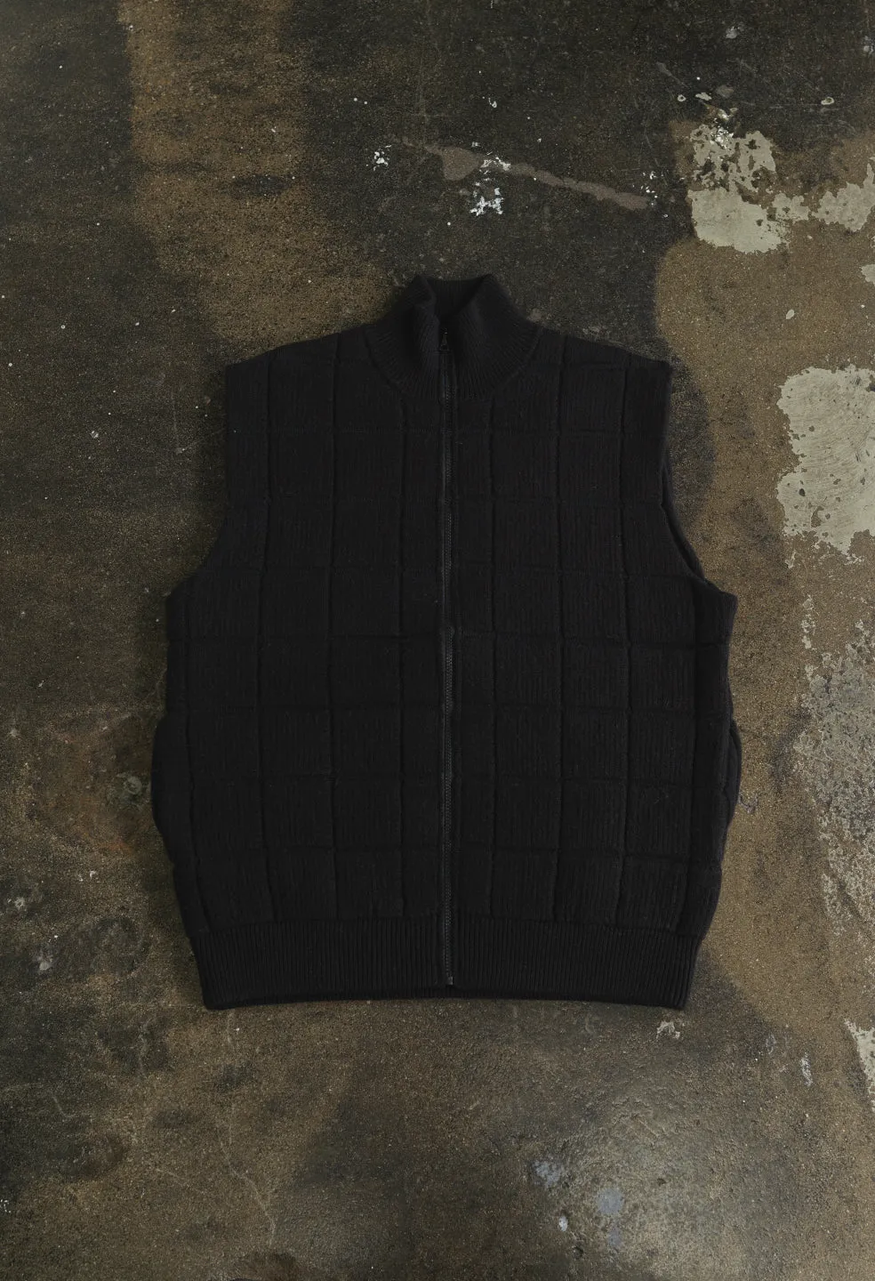Quilted Puff Knit Vest / Black