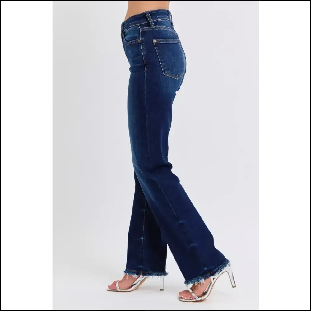 Rock the Raw Hem Straight Look and Slay Like a Jean Queen! 👖✨