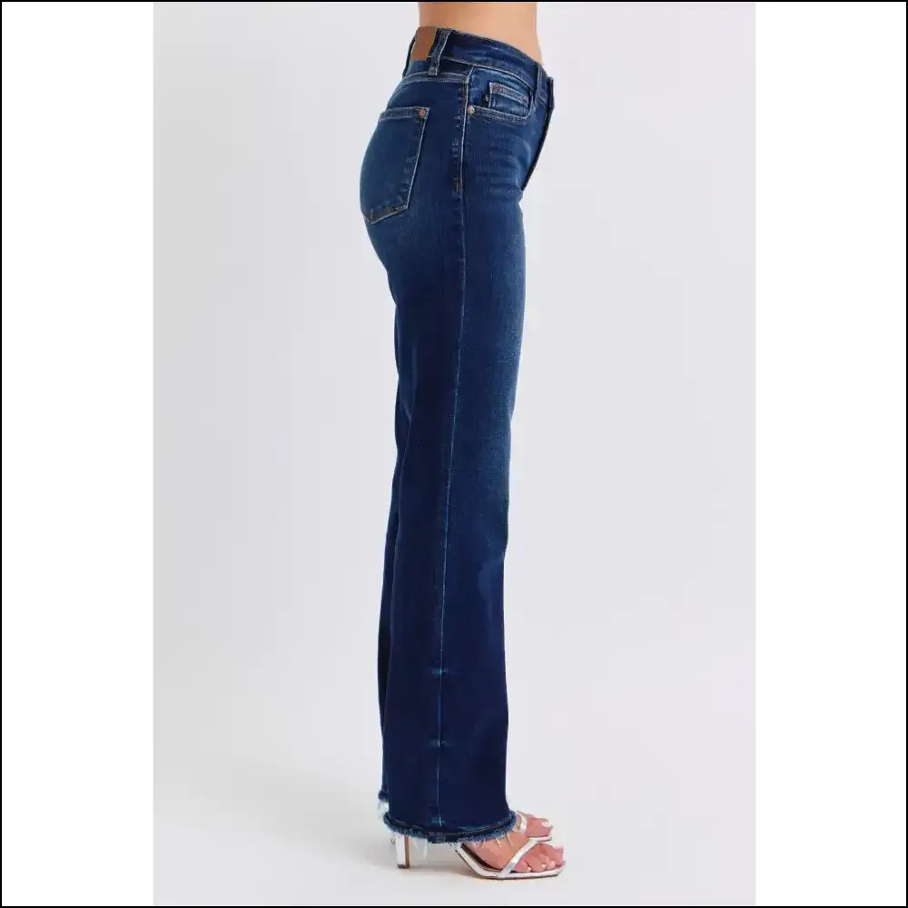 Rock the Raw Hem Straight Look and Slay Like a Jean Queen! 👖✨