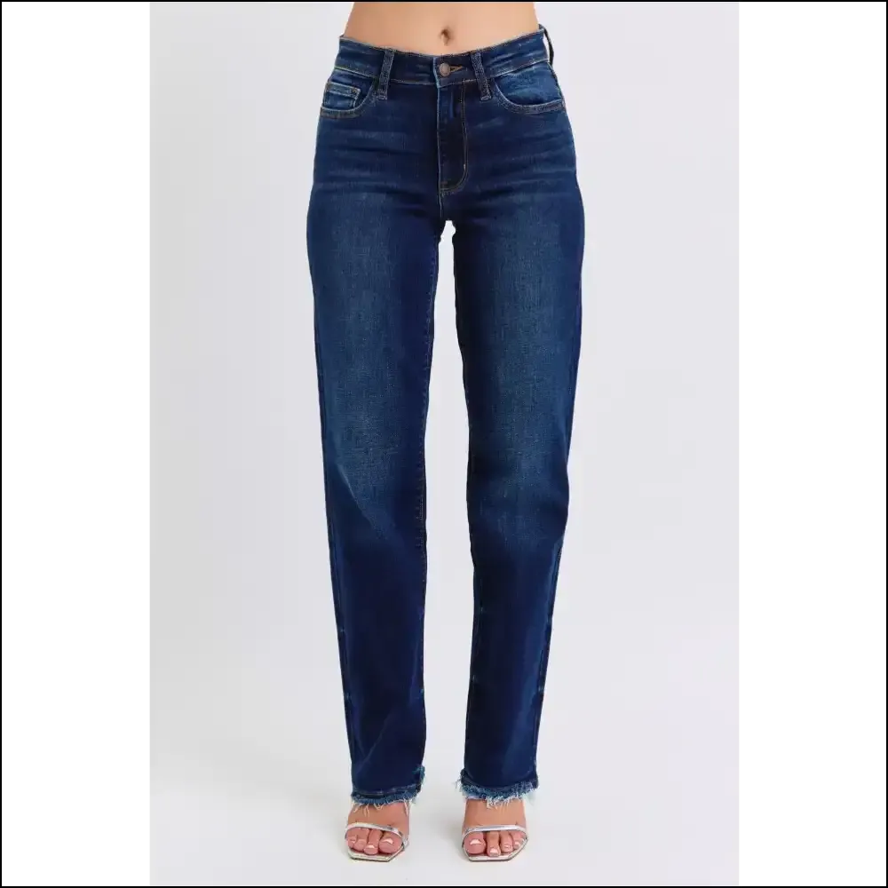 Rock the Raw Hem Straight Look and Slay Like a Jean Queen! 👖✨