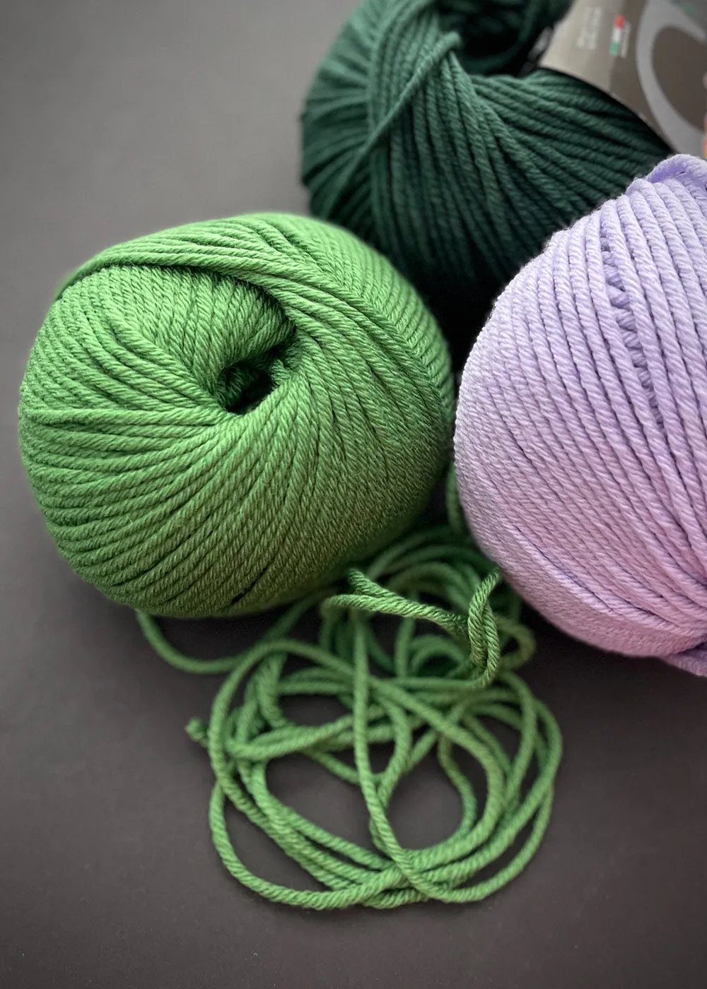 Sesia Yarn. New One Merino 12ply. Spring Leaf Green