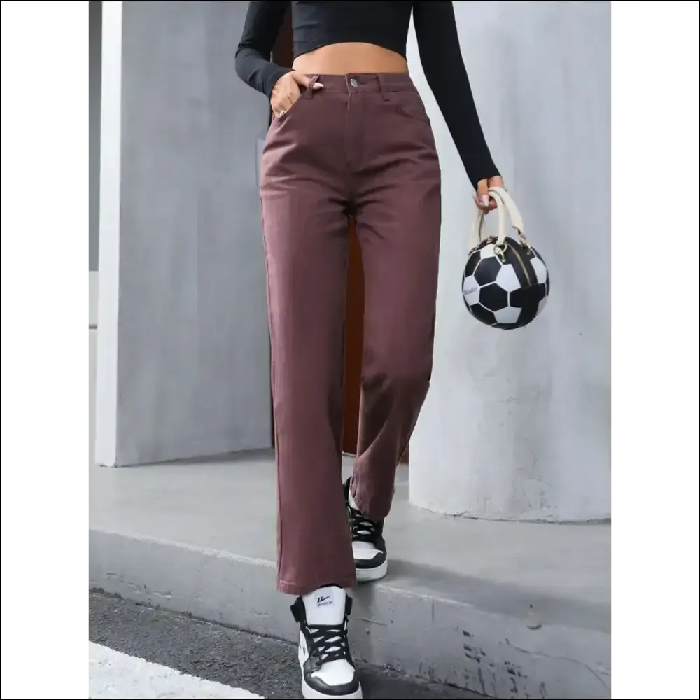 Straight Up Fabulous: your Needful Things Chic Straight Leg Jeans 🚀✨