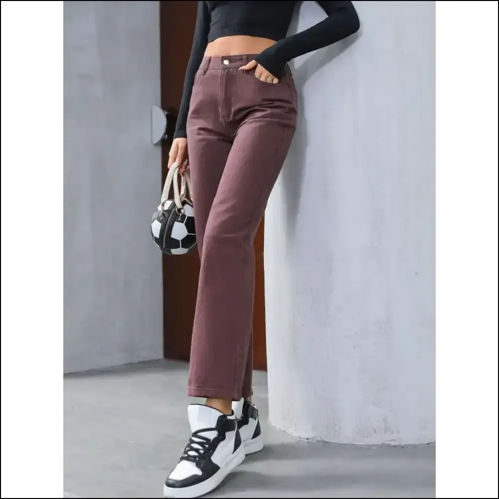 Straight Up Fabulous: your Needful Things Chic Straight Leg Jeans 🚀✨