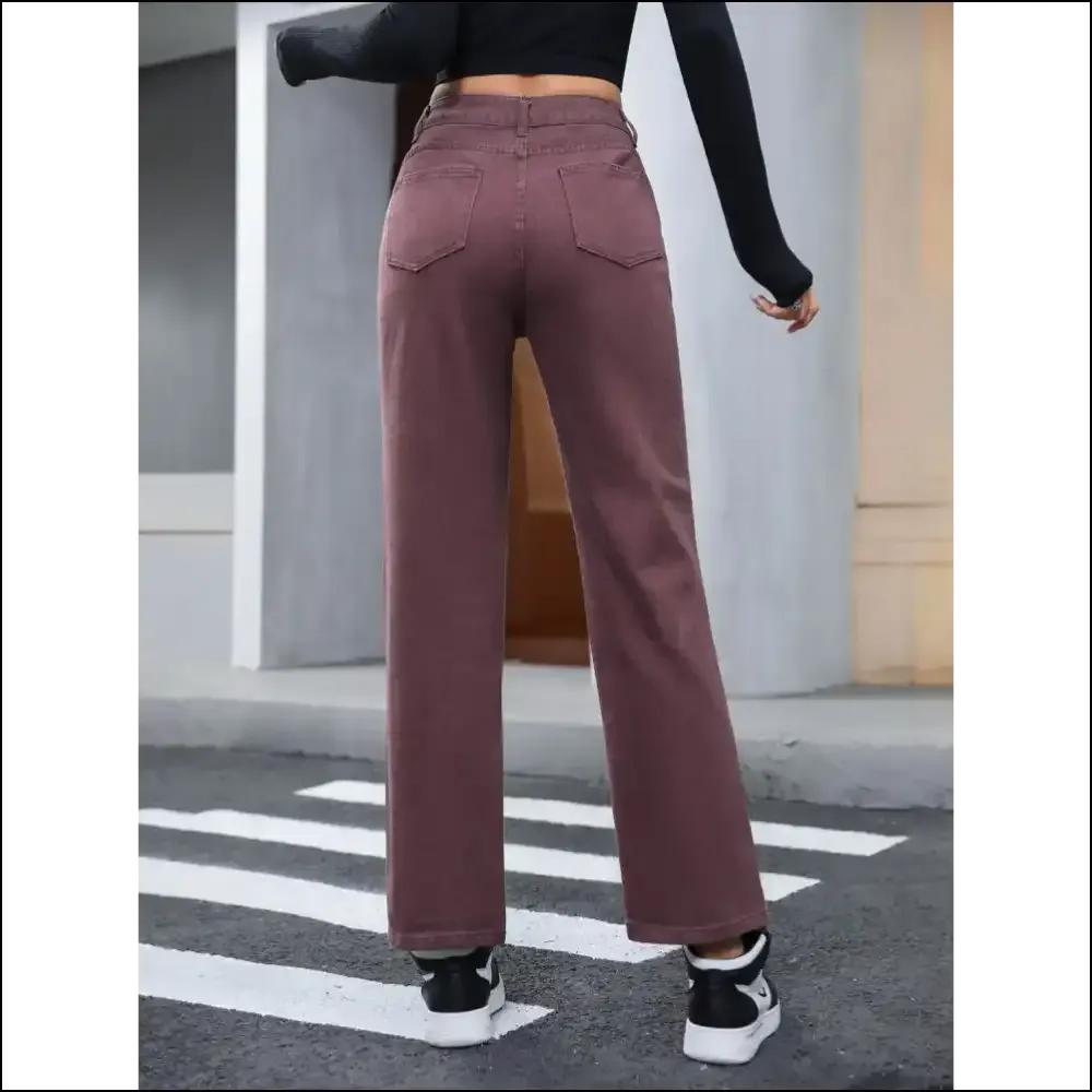 Straight Up Fabulous: your Needful Things Chic Straight Leg Jeans 🚀✨