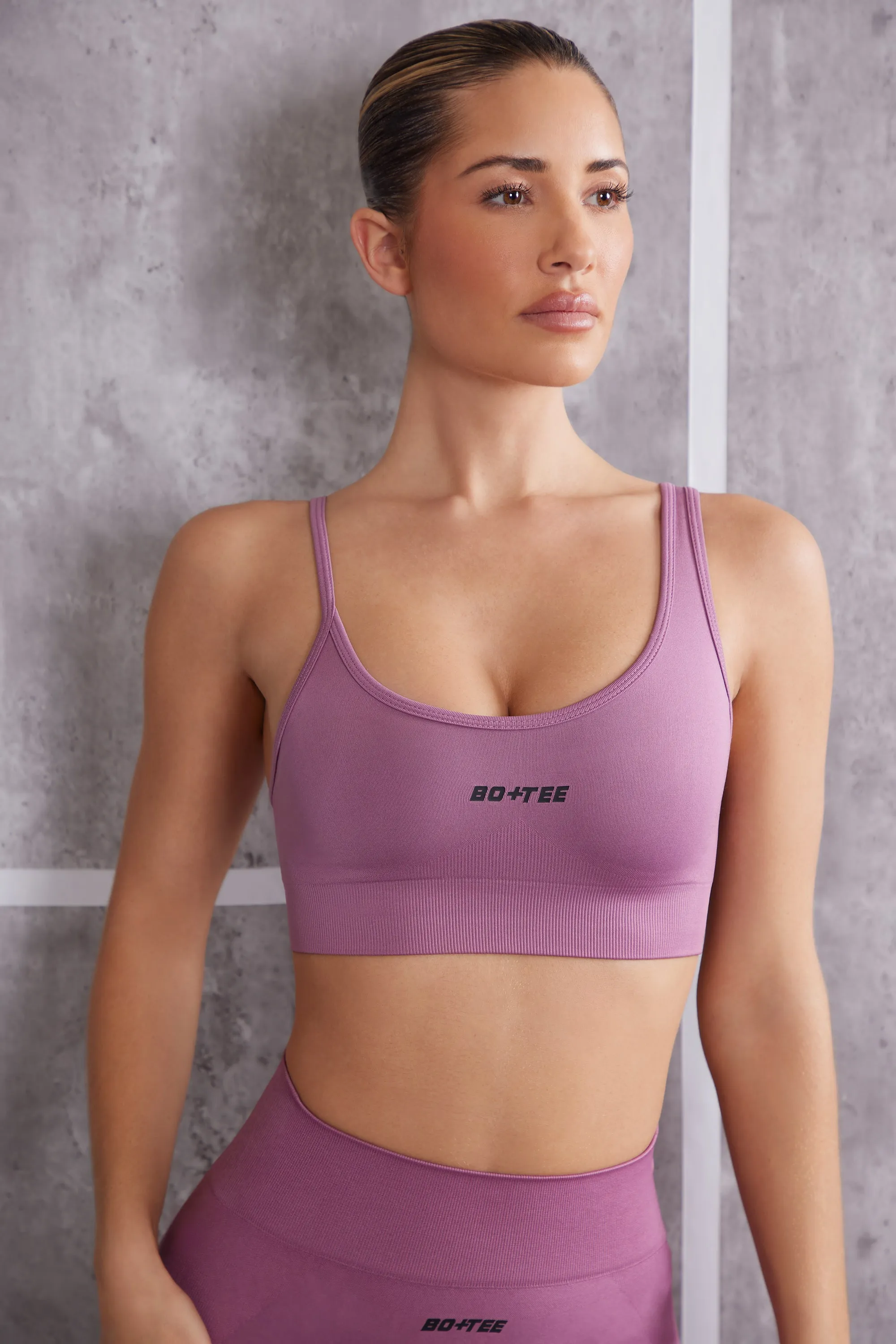 Stretch - Asymmetric Sports Bra in Mauve