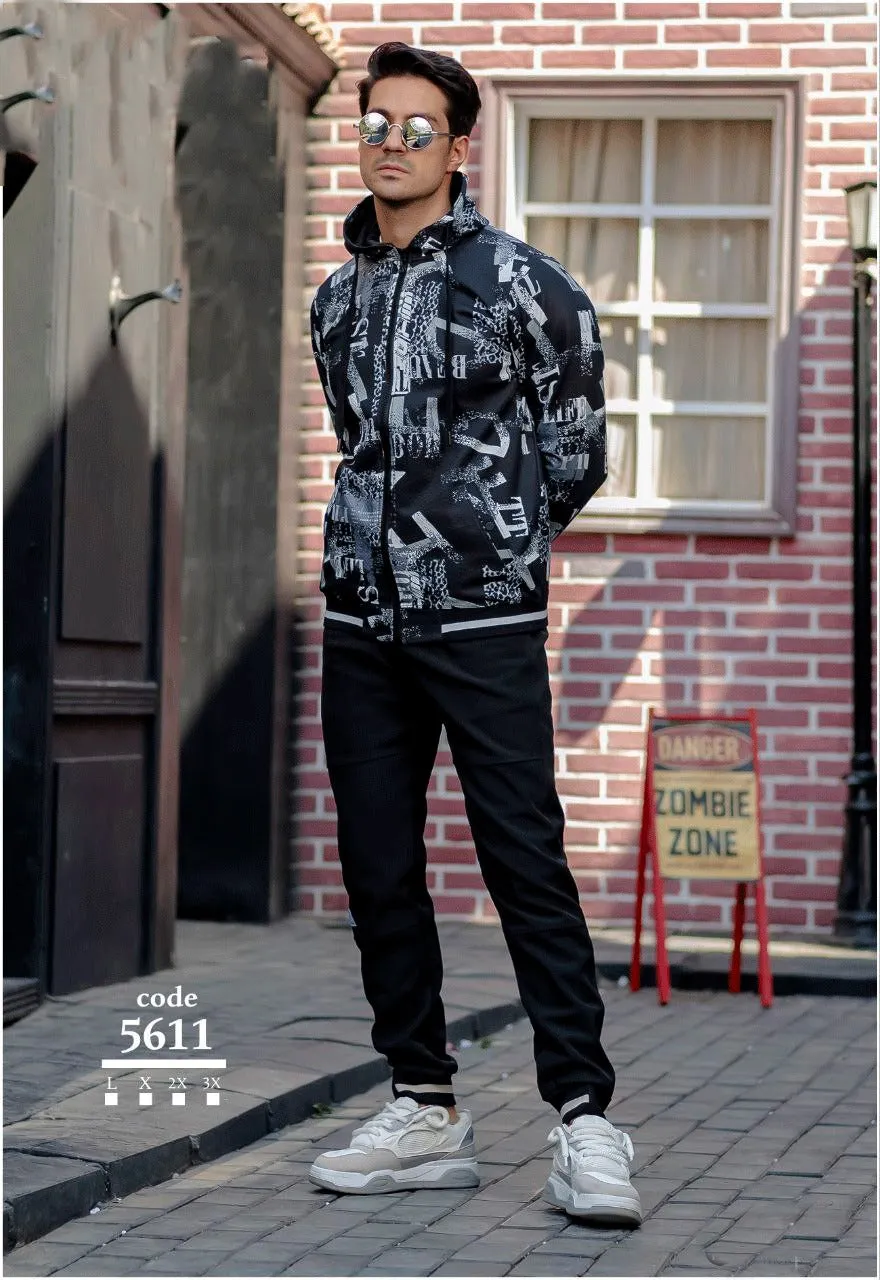 Stylish two-piece sportswear