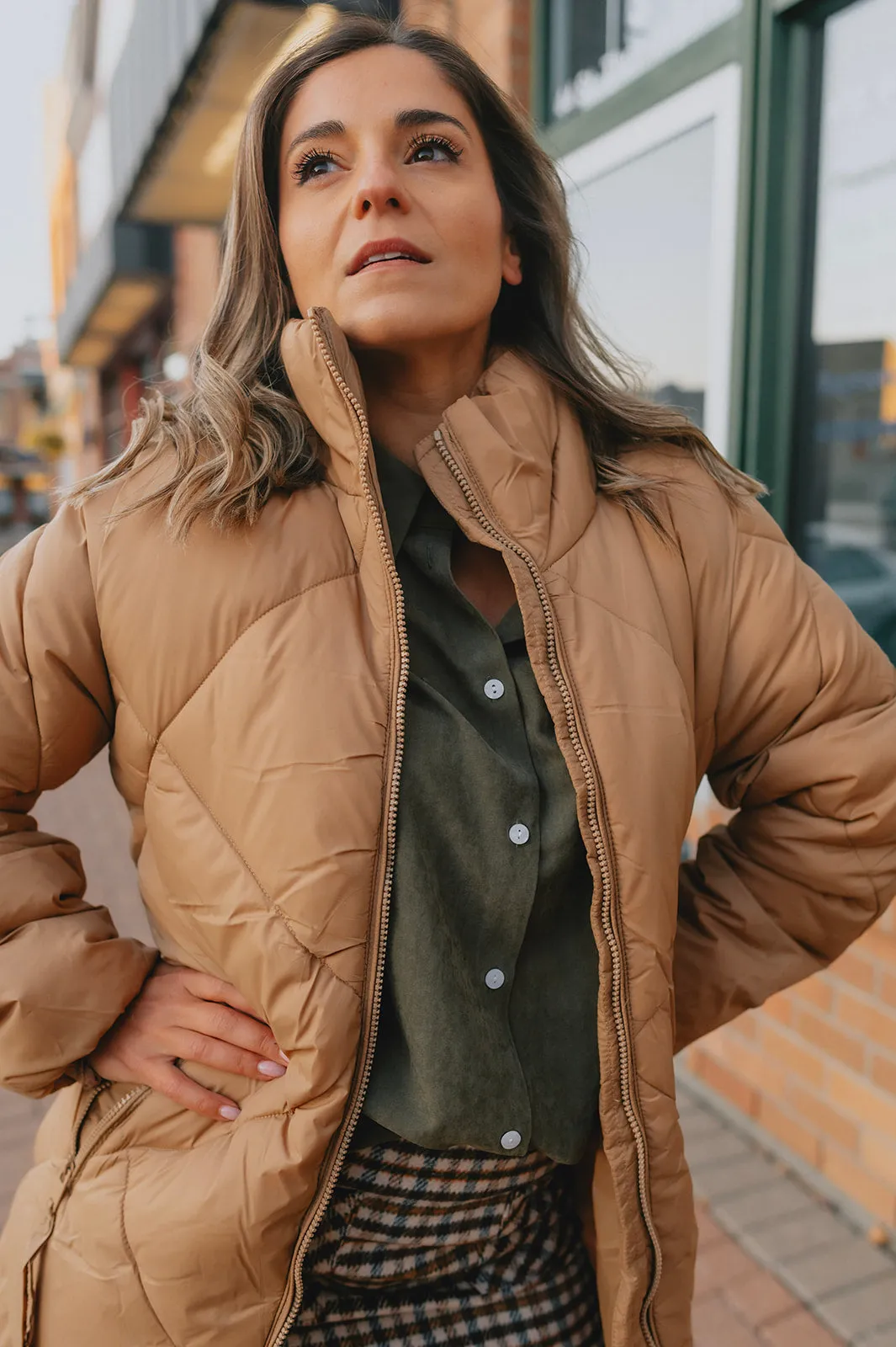 The Bomina Puffer Long Jacket 2.0 - Tiger's Eye - PLUS