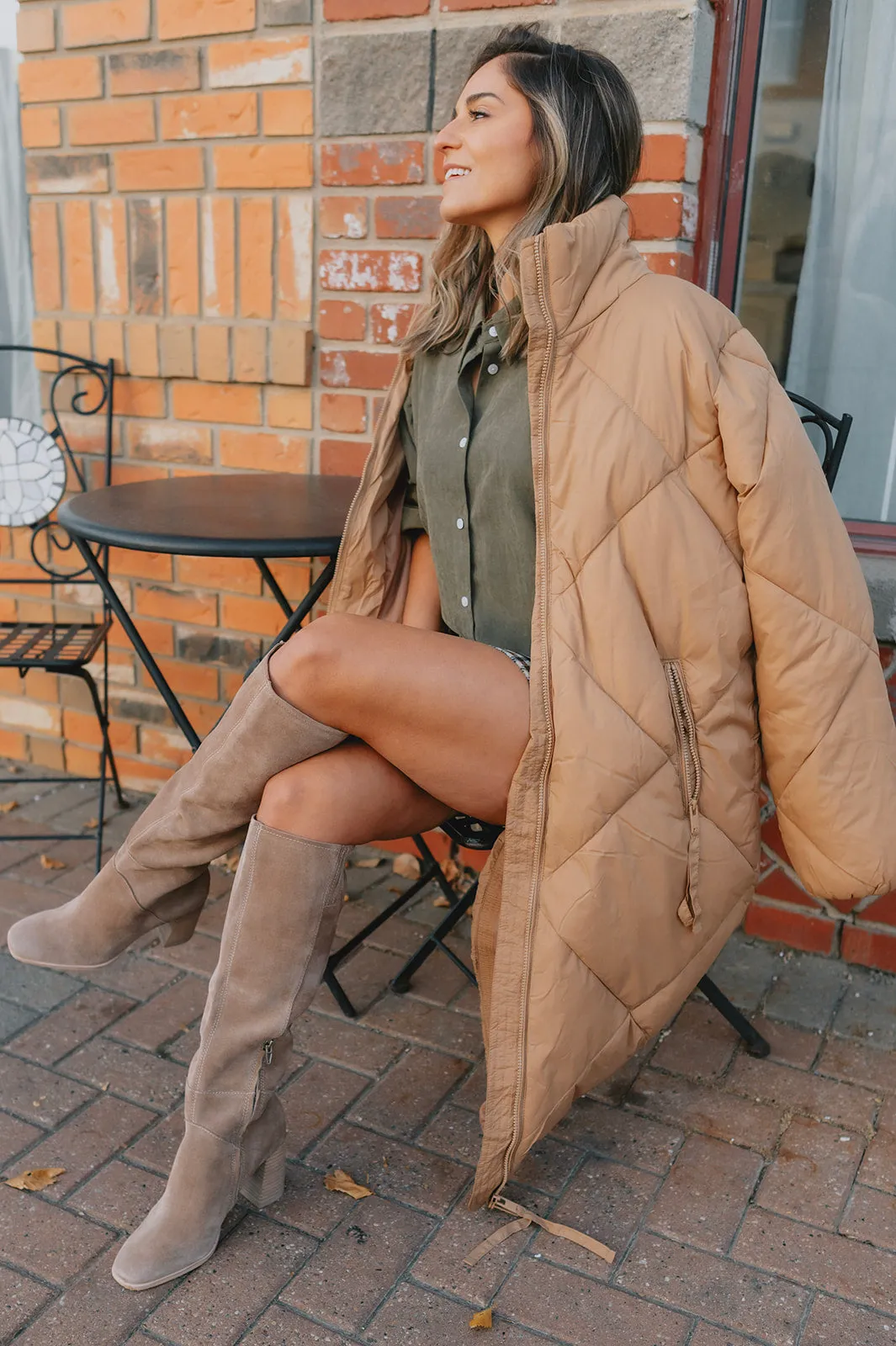The Bomina Puffer Long Jacket 2.0 - Tiger's Eye - PLUS