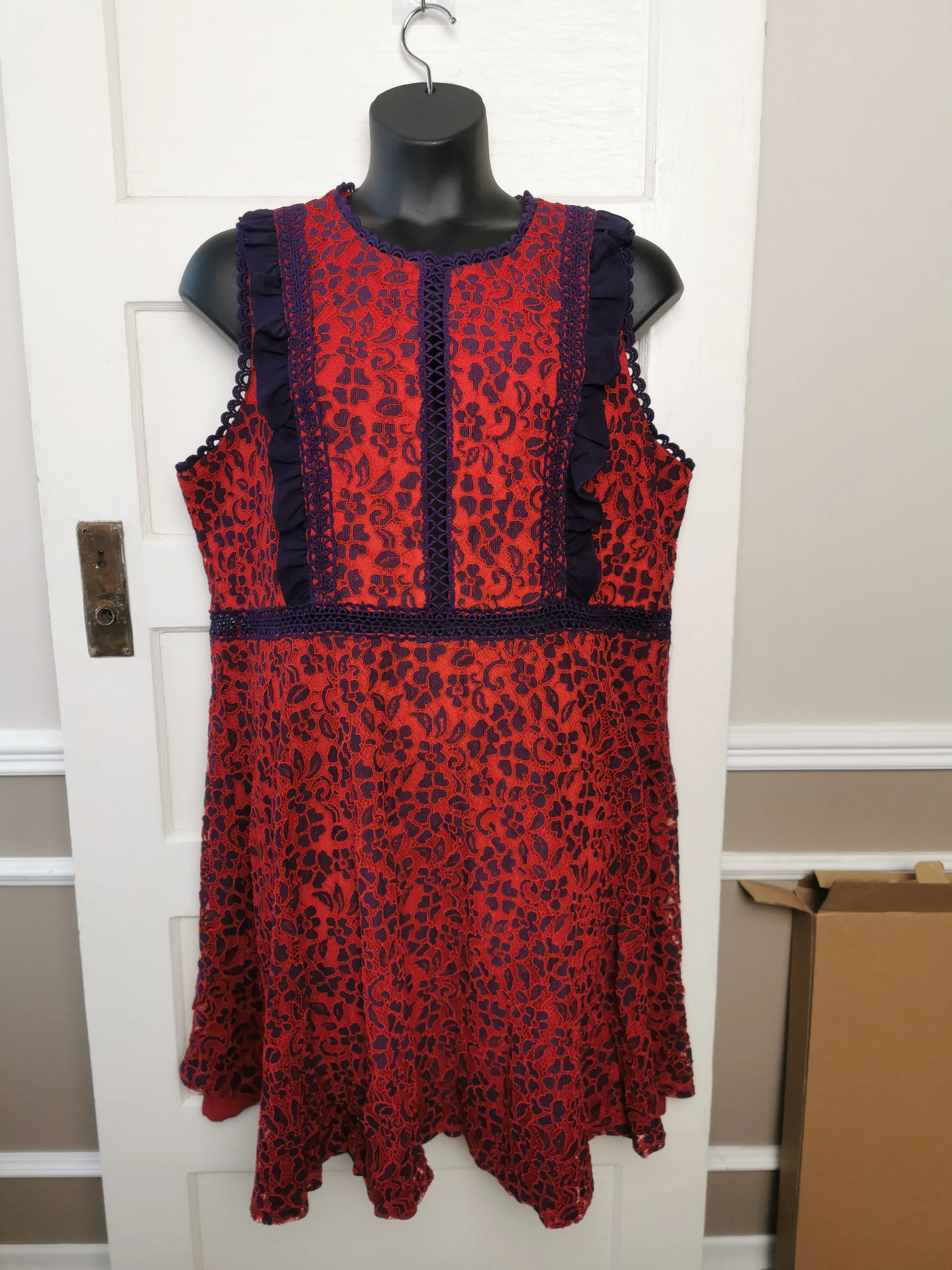 WOMENS PLUS SIZE 2X (18/20) - MYSTIC LOS ANGELES, Embroidered A-line Lace and Crothet Dress EUC B58