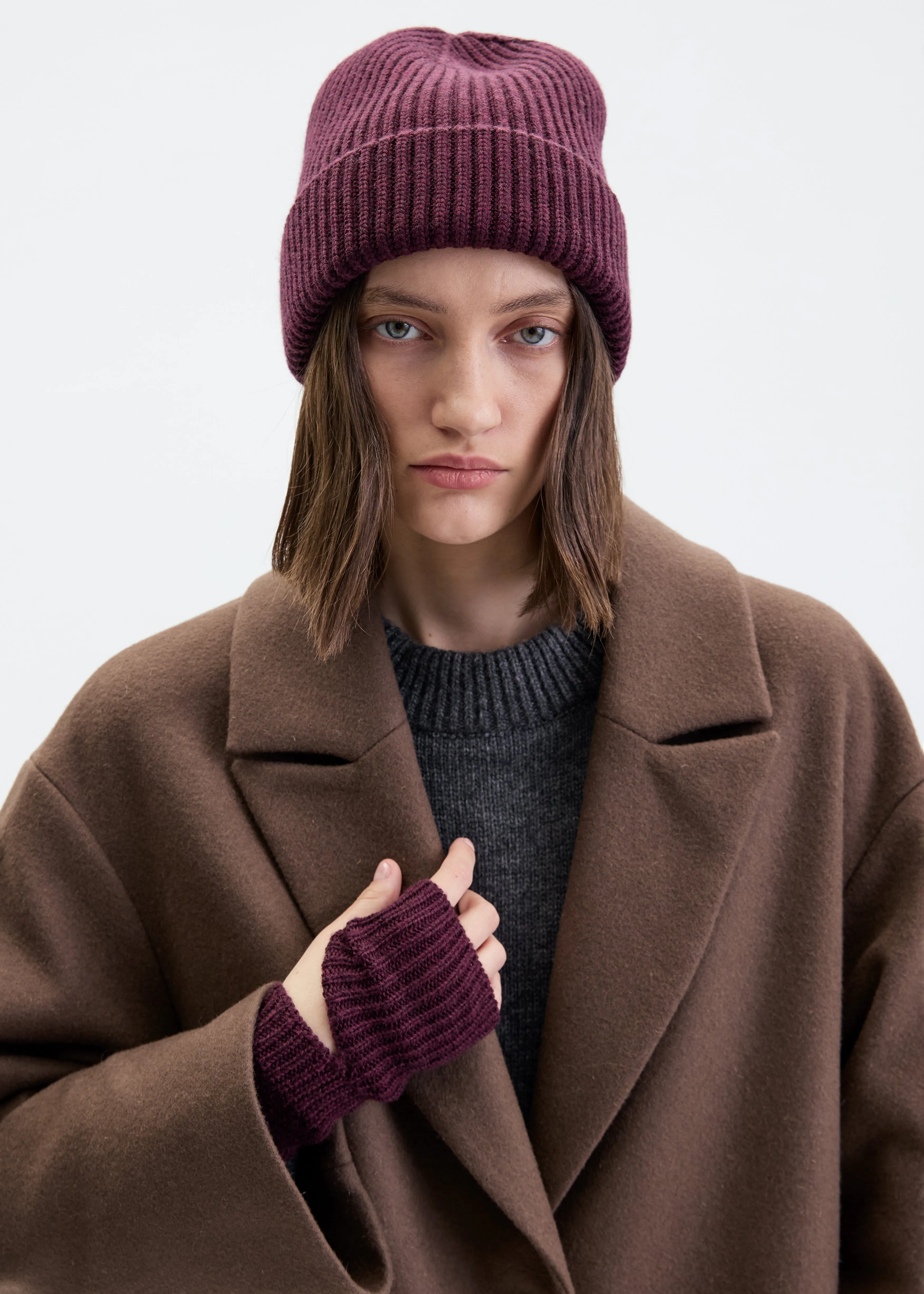Wool Plum Mitts